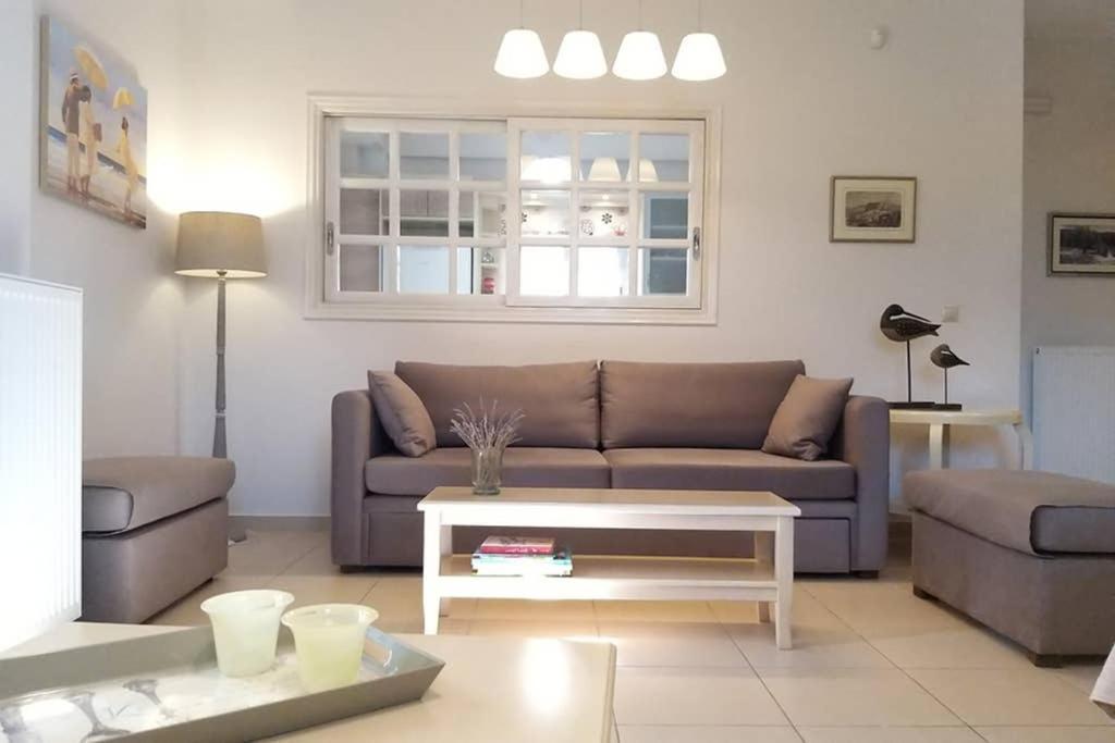 New, Modern, Bright And Independent Apartment 83 M2, With Garden, 5Min To The Beach And The City Center Kalamata Exterior foto