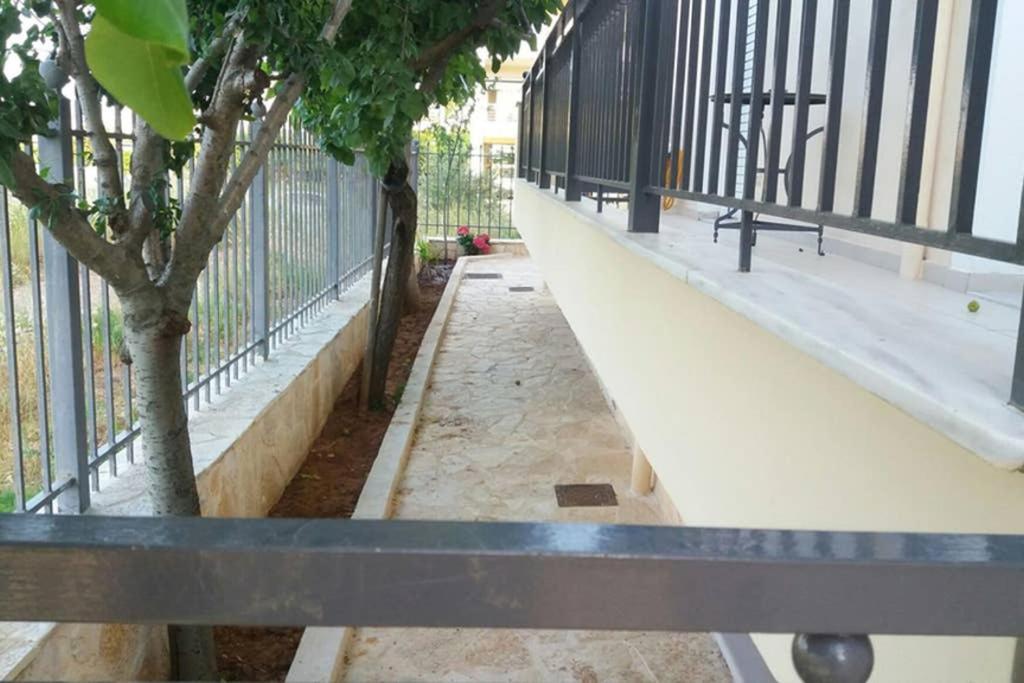 New, Modern, Bright And Independent Apartment 83 M2, With Garden, 5Min To The Beach And The City Center Kalamata Exterior foto